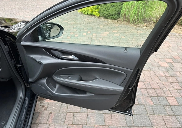 Opel Insignia cena 65700 przebieg: 90000, rok produkcji 2020 z Ostrołęka małe 529